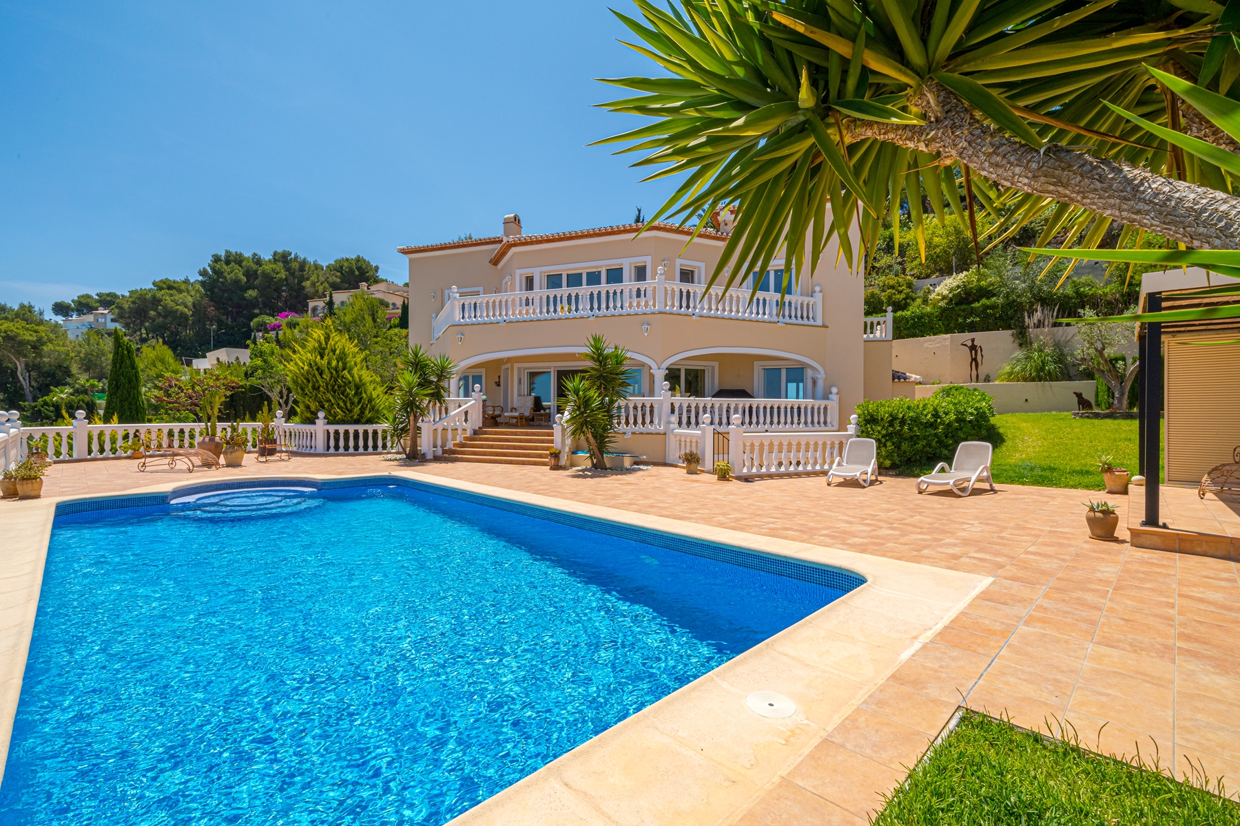 Villa for sale in Javea with sea views. Tosalet Cap Martí Area